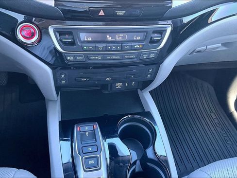 Used 2017 Honda Pilot Elite image 23