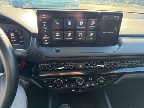 Used 2024 Honda Accord EX-L image 25