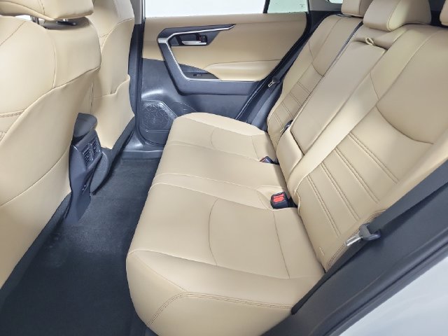 Used 2024 Toyota RAV4 XLE Premium FWD image 12