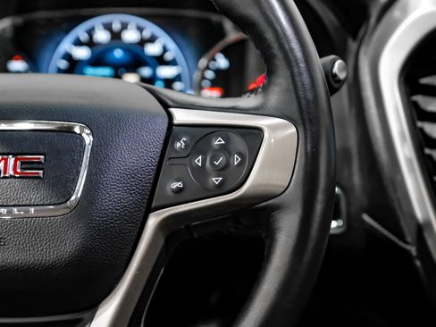 Used 2017 GMC Acadia Denali AWD/4WD image 15