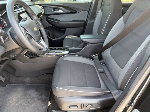 Used 2021 Chevrolet TrailBlazer LT image 18