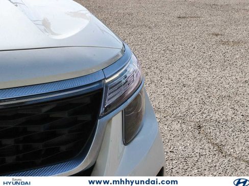 Used 2021 Kia Seltos S FWD image 7