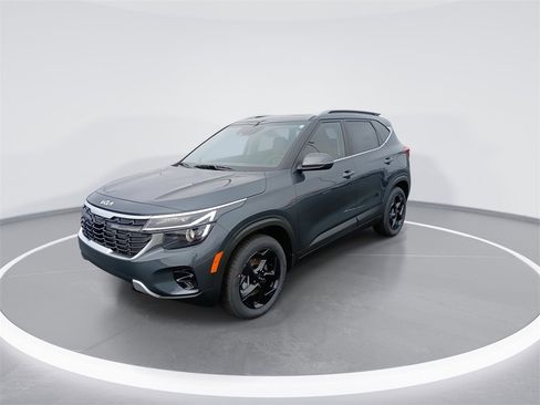 New 2026 Kia Seltos EX image 4