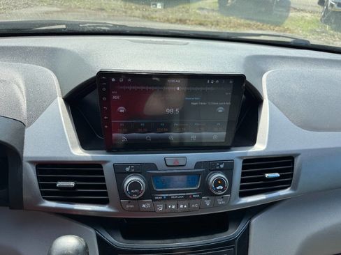 Used 2011 Honda Odyssey EX-L image 19