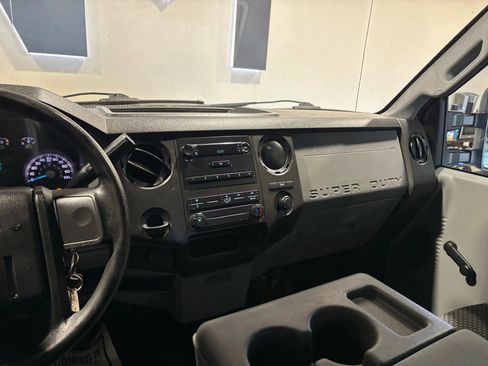 Used 2015 Ford F350 XL image 21