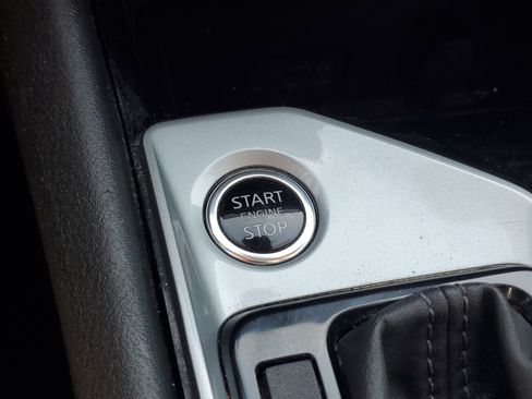 Used 2024 Nissan Altima 2.5 SV FWD image 28