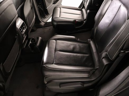 Used 2022 Jeep Grand Cherokee L Limited image 13