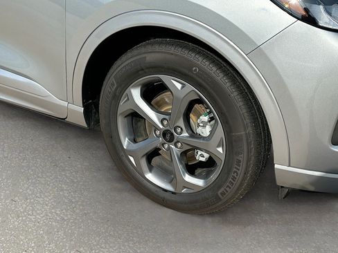 Certified 2024 Ford Escape ST-Line FWD image 28