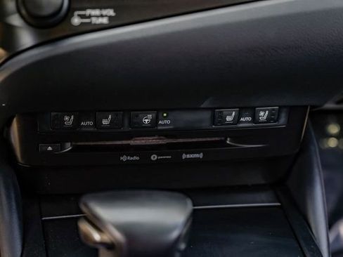 Used 2020 Lexus ES 350 w/ Premium Package FWD image 31