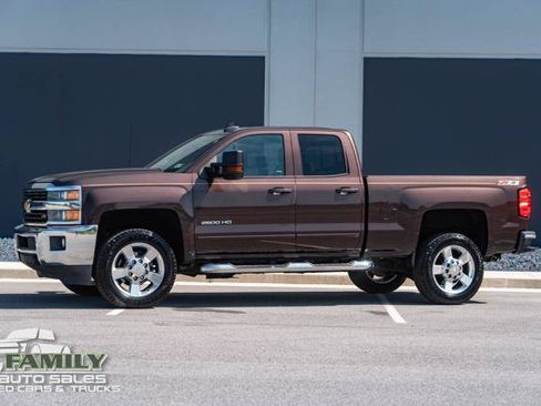 Used 2016 Chevrolet Silverado 2500 LT w/ All Star Edition AWD/4WD image 3