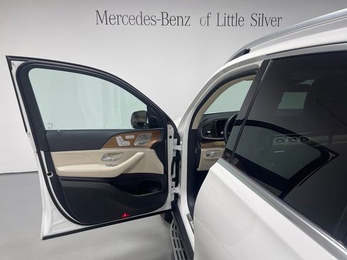 Certified 2024 Mercedes-Benz GLE 350 4MATIC image 17
