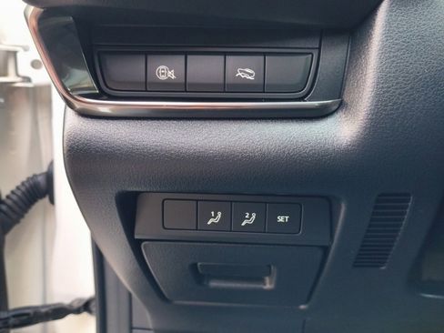 Used 2025 MAZDA CX-30 AWD 2.5 S w/ Preferred Package image 12