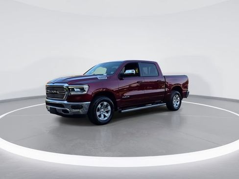 Used 2024 RAM 1500 Laramie AWD/4WD image 4
