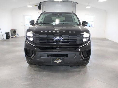 New 2025 Ford Expedition Max Active image 22