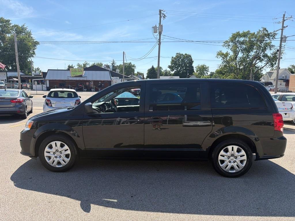 Used 2019 Dodge Grand Caravan SE FWD image 5
