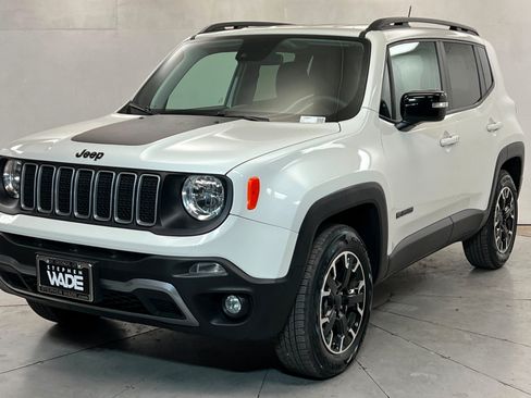 Used 2023 Jeep Renegade Latitude AWD/4WD image 1