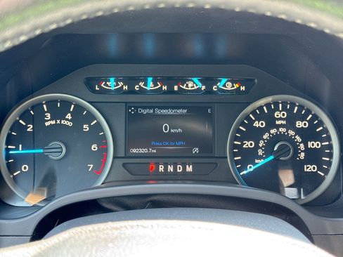 Used 2019 Ford F150 XLT w/ Equipment Group 302A Luxury AWD/4WD image 39