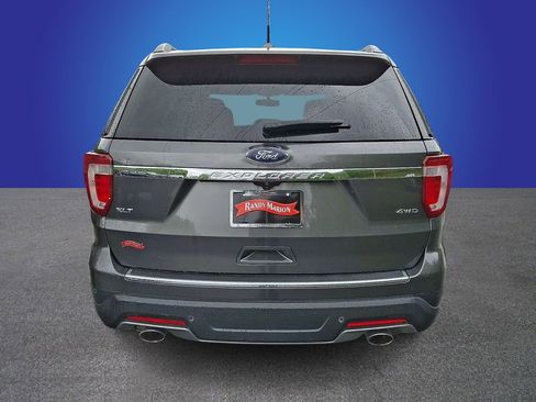 Used 2018 Ford Explorer XLT w/ Equipment Group 201A AWD/4WD image 5