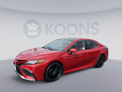 Used 2021 Toyota Camry XSE w/ Cold Weather Package AWD/4WD image 1