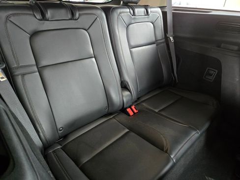 Used 2023 Lincoln Aviator Reserve AWD/4WD image 20