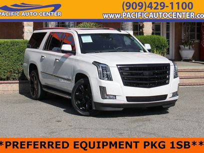 Used 2020 Cadillac Escalade ESV Luxury