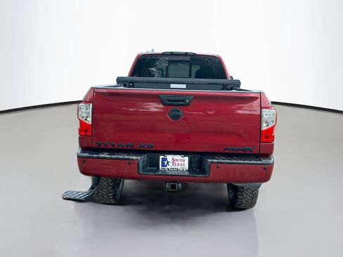 Used 2017 Nissan Titan PRO-4X AWD/4WD image 6