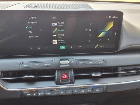 Used 2025 Kia K4 FWD image 25