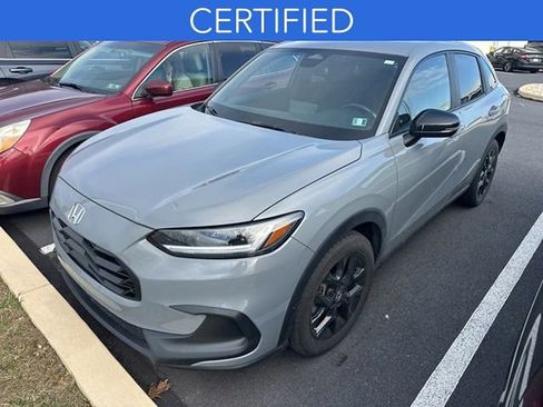 Used 2023 Honda HR-V Sport image 4