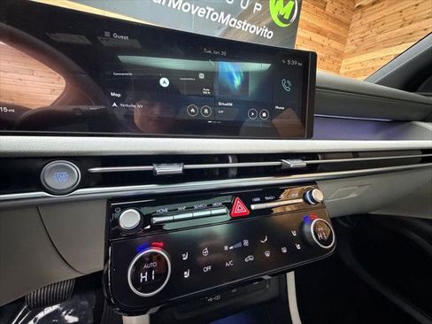 New 2026 Hyundai Tucson Limited image 15