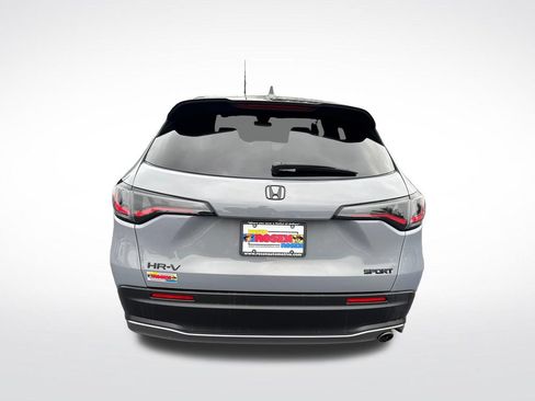 Used 2023 Honda HR-V Sport image 4