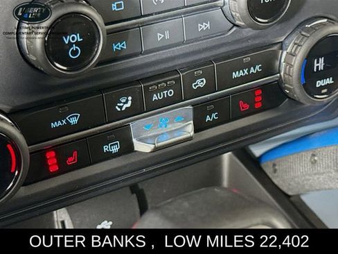 Used 2023 Ford Bronco Outer Banks image 20