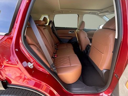 New 2026 Nissan Rogue Platinum w/ Platinum Premium Package image 9