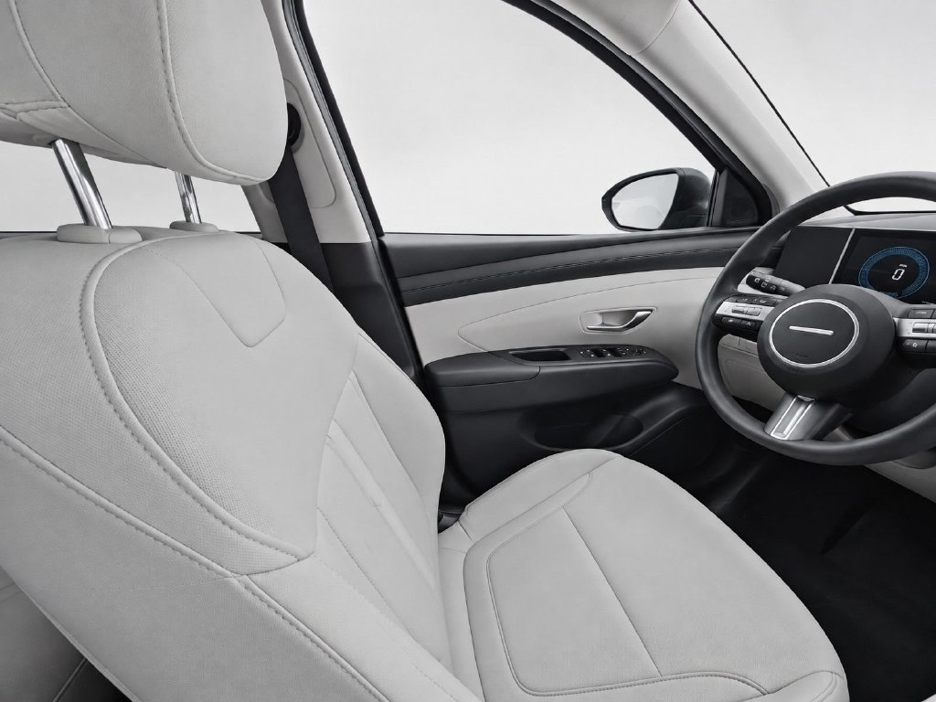 Used 2025 Hyundai Tucson SEL AWD/4WD image 27