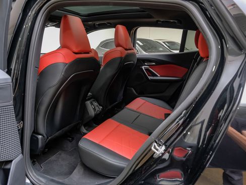 Used 2025 BMW X2 xDrive28i AWD/4WD image 39