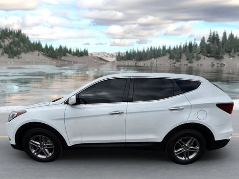 Used 2018 Hyundai Santa Fe Sport image 6