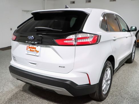 Used 2023 Ford Edge SEL AWD/4WD image 7