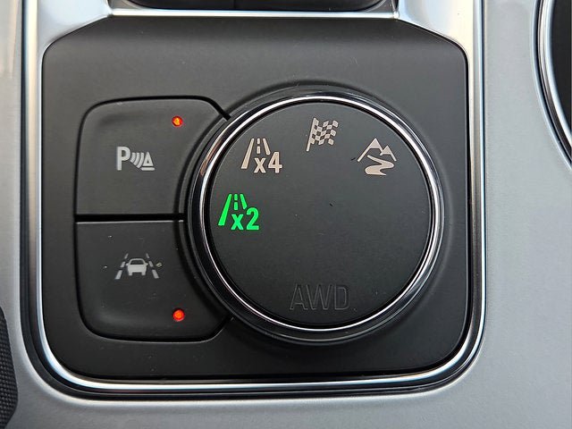 New 2026 Chevrolet Blazer LT w/ LPO, Black Sport Package AWD/4WD image 20
