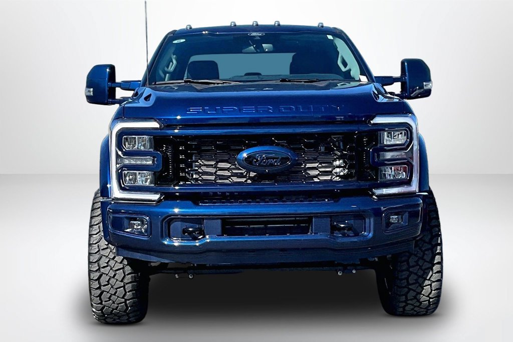 Used 2027 Ford F450 Lariat AWD/4WD image 2