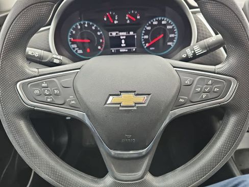 Used 2023 Chevrolet Malibu LS image 16