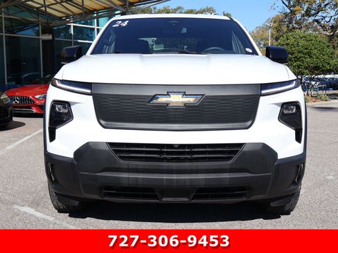 Used 2024 Chevrolet Silverado EV W/T image 11
