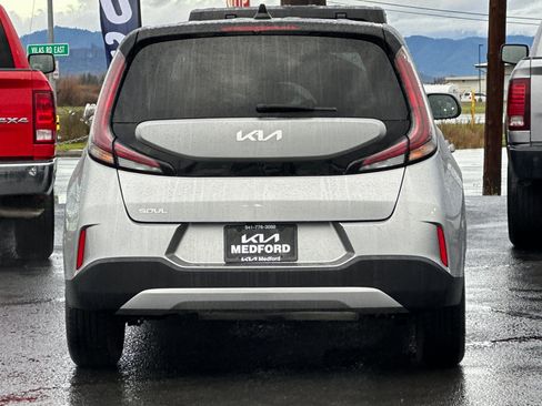 Used 2024 Kia Soul LX w/ Option Group 015 image 5