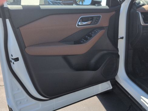 New 2026 Nissan Rogue SV image 13