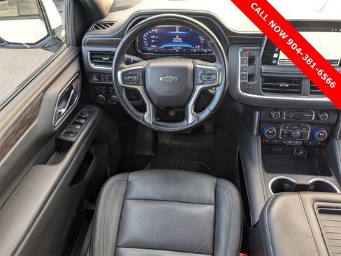 Used 2022 Chevrolet Tahoe Z71 image 17