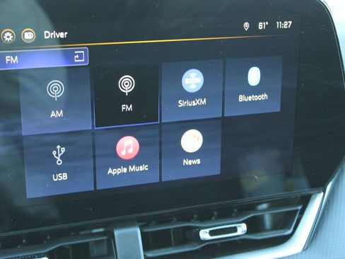 Used 2026 Chevrolet Equinox LT image 42