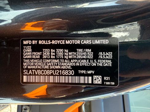 Used 2023 Rolls-Royce Cullinan Black Badge w/ Dark Exterior Package AWD/4WD image 74