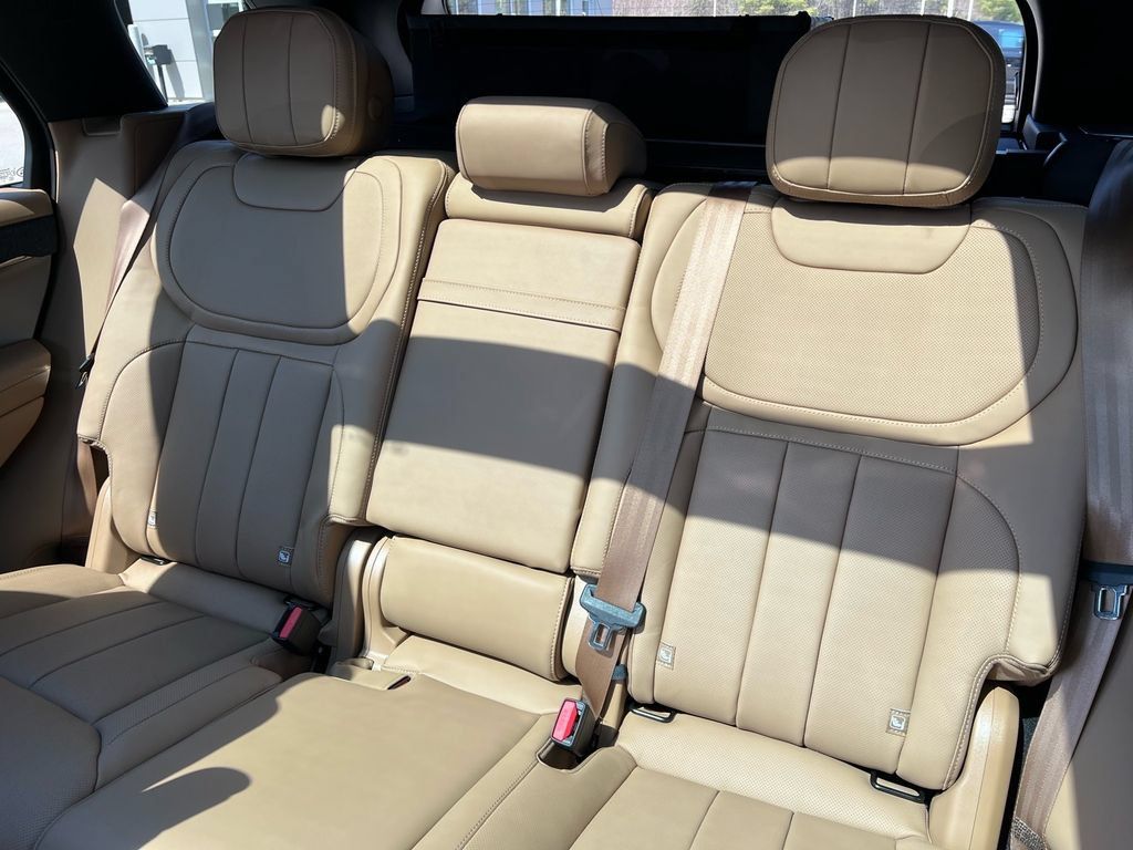New 2026 Land Rover Range Rover Sport SE AWD/4WD image 20