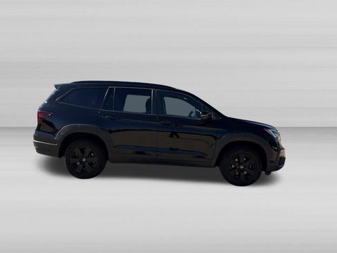 Used 2022 Honda Pilot TrailSport image 2