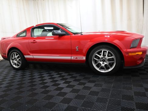 Used 2009 Ford Mustang Shelby GT500 RWD image 11