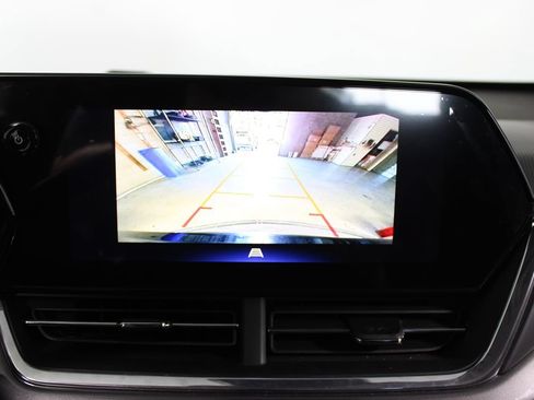 Used 2026 Chevrolet Trax ACTIV FWD image 26