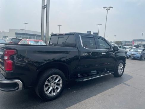 Used 2021 Chevrolet Silverado 1500 LTZ AWD/4WD image 2